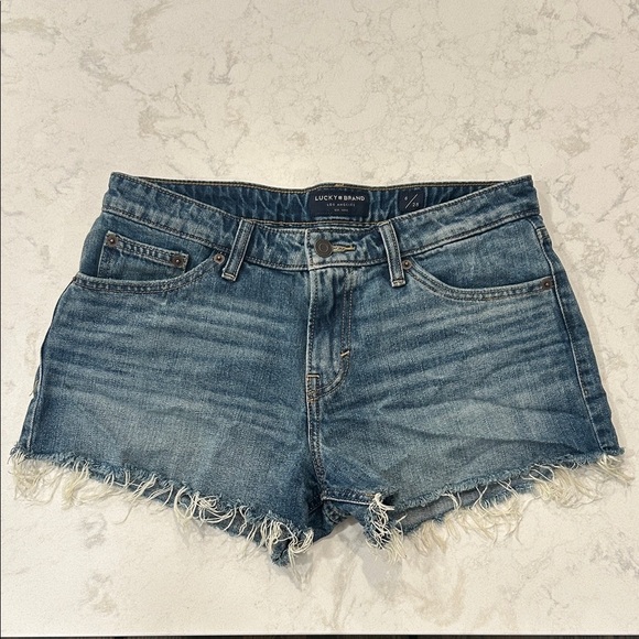 Lucky Brand The Cut Off Women's Frayed Hem Jean Shorts Size 6 / 28 - Picture 1 of 12